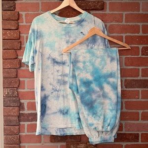 Handmade Navy and Light Blue TyeDye Sweatset in Size Large